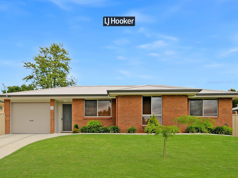 12A Brownleigh Vale Drive, Inverell, NSW 2360
