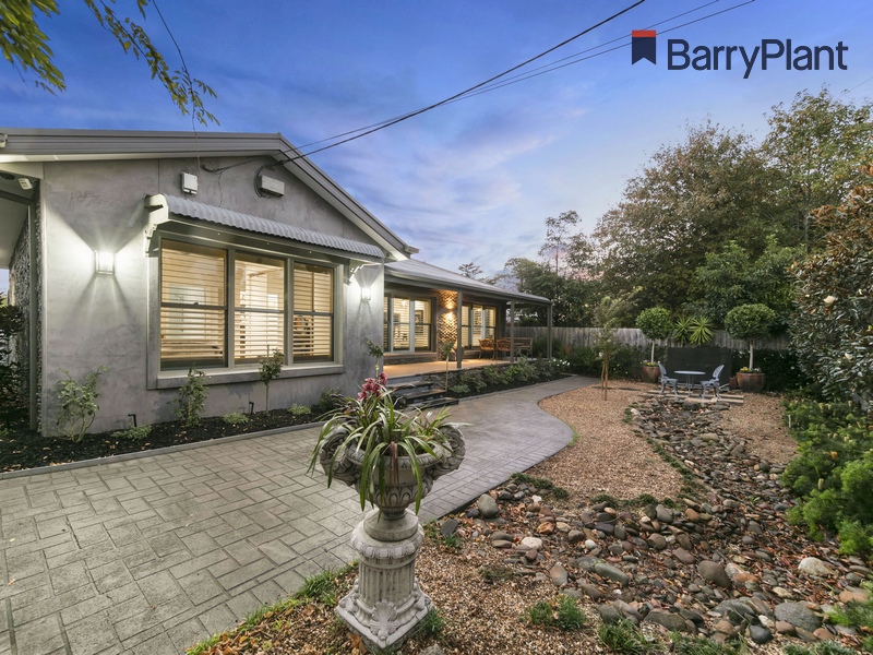 10 Allen Drive, Mount Eliza, VIC 3930