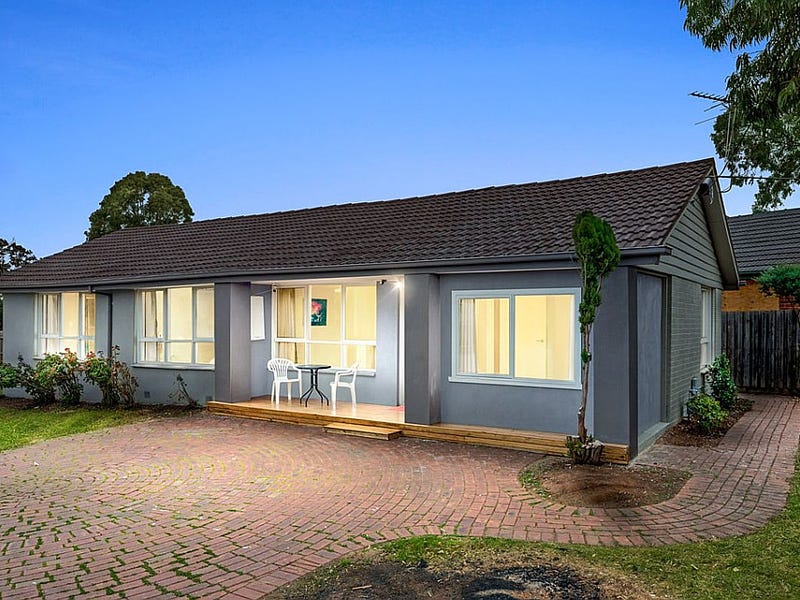 5 Kingsford Avenue, Melton South, VIC 3338