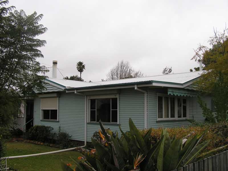 24 Violet Street, Harristown, Qld 4350 Property Details