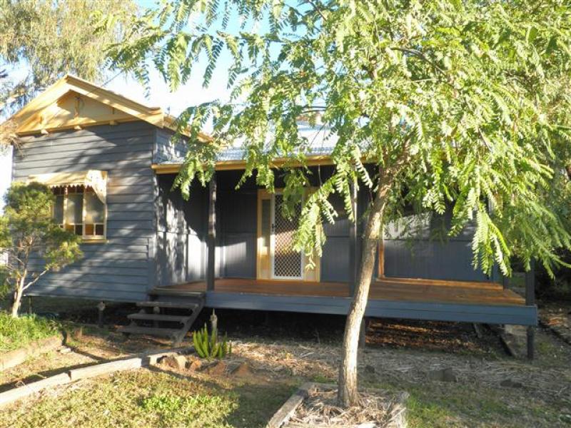 26 Derry Street, Roma, Qld 4455 Property Details