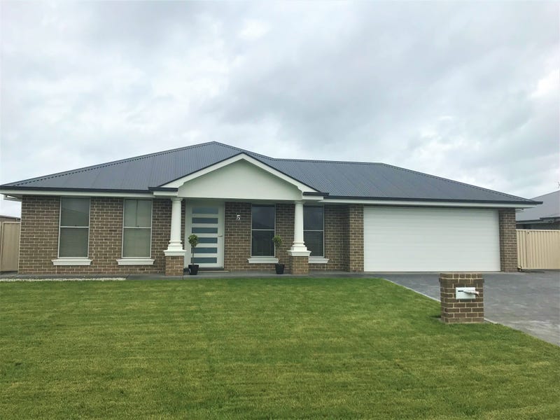 5 Kemp Street, Eglinton, NSW 2795 Property Details