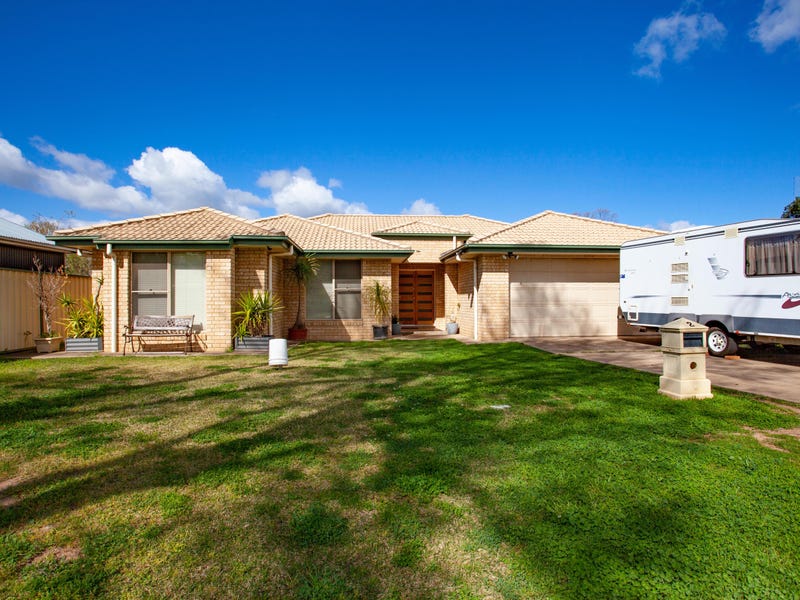 2 Ford St, Wellington, NSW 2820 Property Details