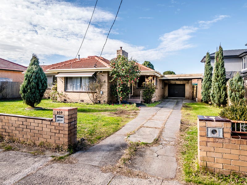 209 Gladstone Road, Dandenong North, VIC 3175