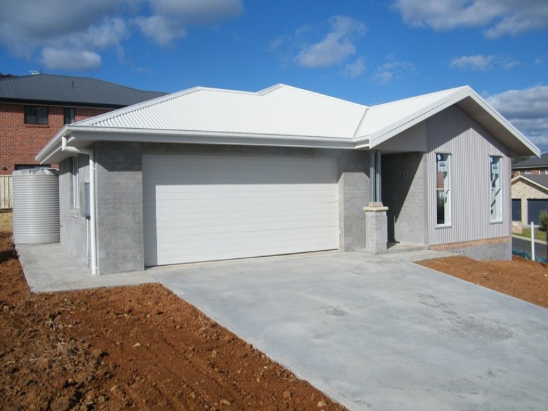 1 Wollemi Close, North Tamworth, NSW 2340