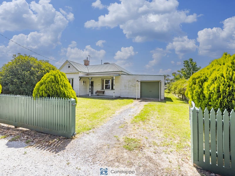 27 A'beckett Road, Bunyip, Vic 3815 Property Details