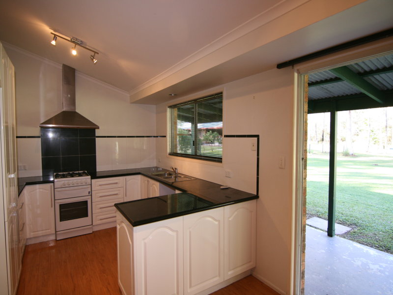 60 Scribner Avenue, Forestdale, Qld 4118 Property Details