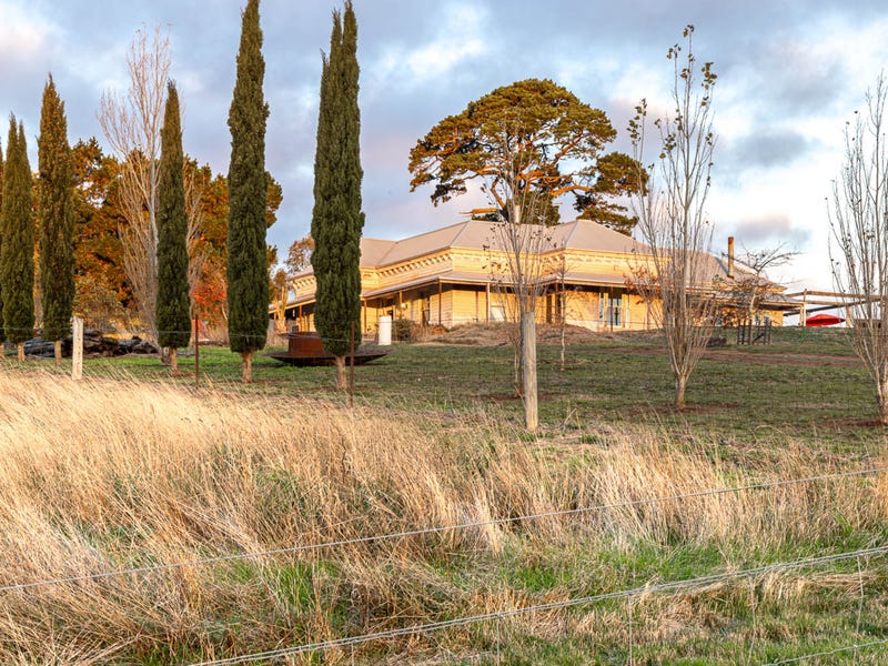 54 Morton Street, Learmonth, Vic 3352 House for Sale