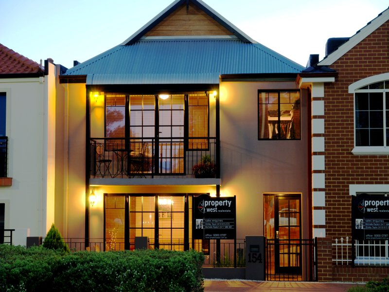 154 Lakeside Drive, Joondalup, WA 6027