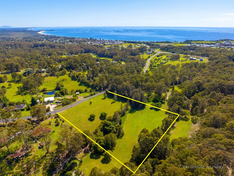42 Panorama Drive, Diamond Beach, NSW 2430 Property Details