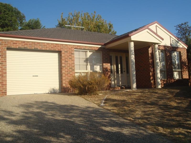 2/903 Clinton Avenue, West Albury, NSW 2640