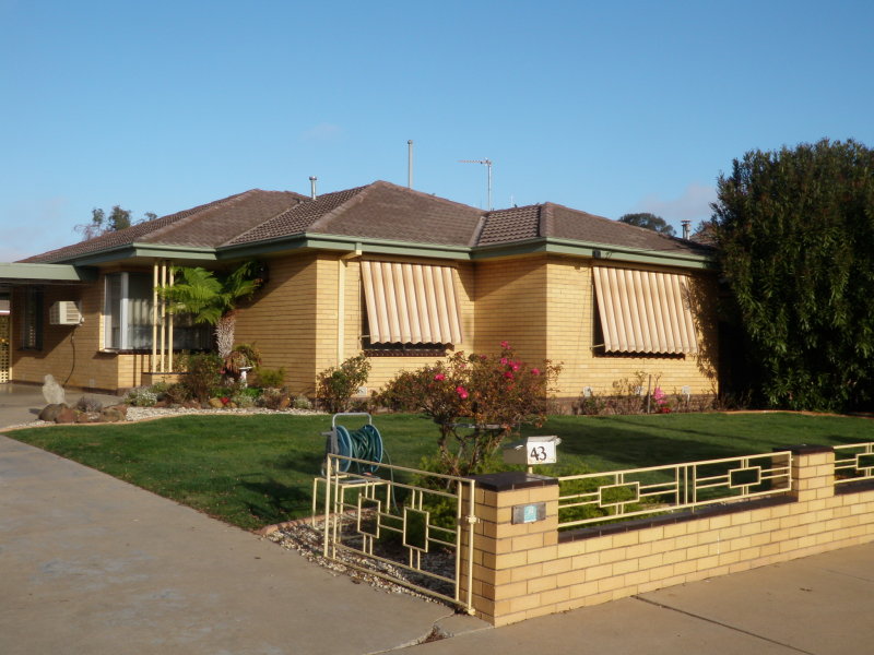 43 St, Shepparton, Vic 3630 Property Details