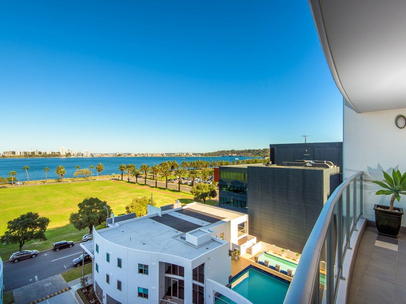 35/132 Terrace Road, Perth, WA 6000 Property Details