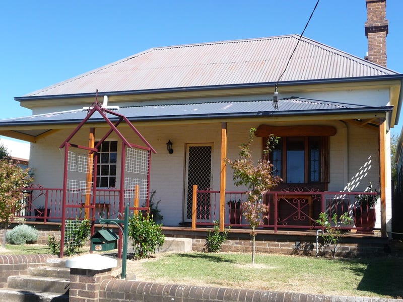 94 Macquarie Street, Glen Innes, NSW 2370