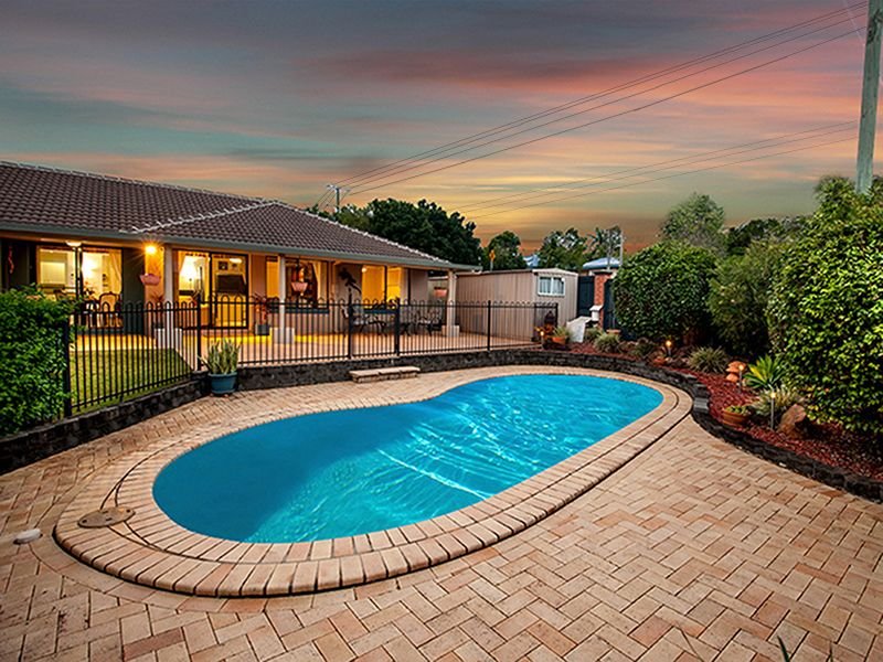 1 Ashcroft Close, Wakerley, Qld 4154 Property Details