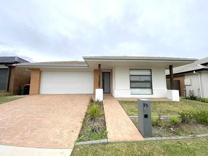 5 Willunga Street, Gledswood Hills, NSW 2557