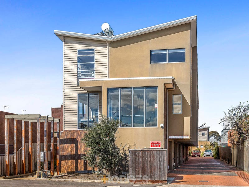 1/6 Rosamond Road, Maidstone, Vic 3012 Property Details