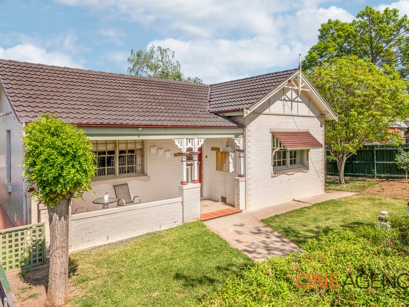 270 PIPER STREET, Bathurst, NSW 2795 House for Sale