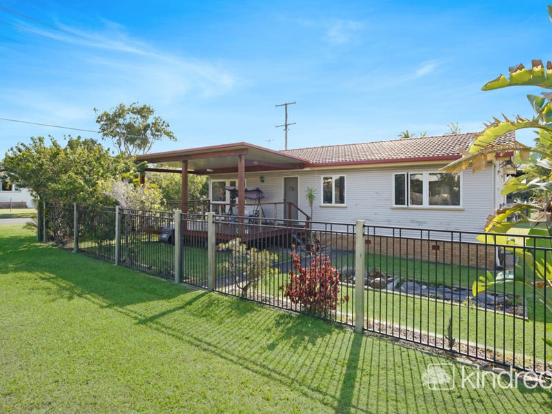 Houses for Sale in Scarborough, QLD 4020