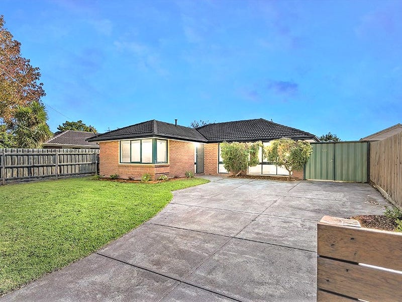 9 Bourke Road, Oakleigh South, VIC 3167 - realestate.com.au