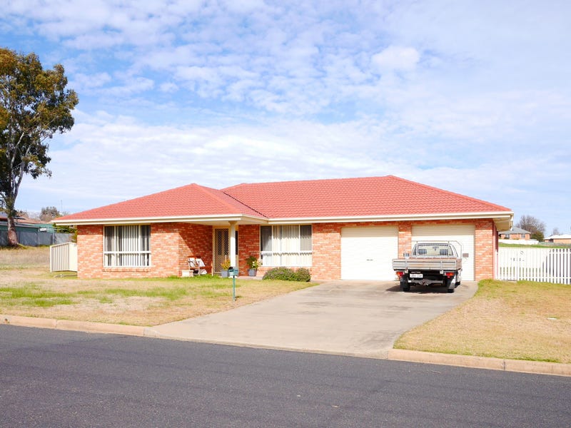 Houses for Sale in Cowra, NSW 2794