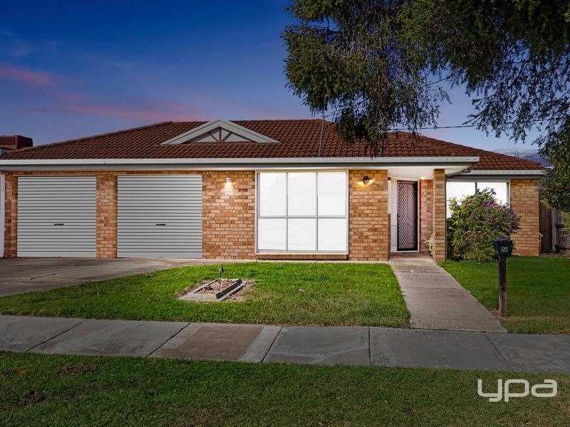 24 Braeswood Road, Kings Park, VIC 3021
