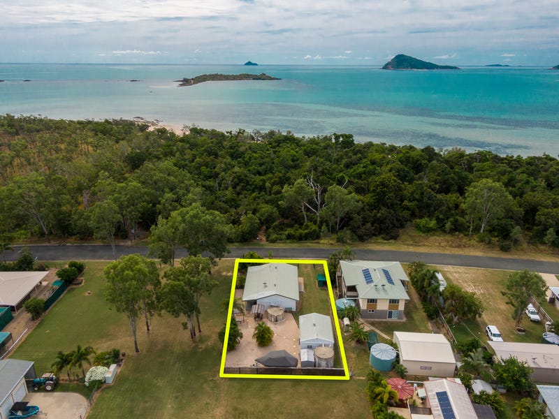 67 Trochus Street, Dingo Beach, QLD 4800