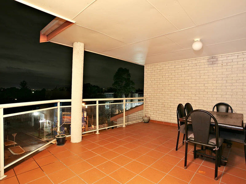 8/1 Hillview Street, Roselands, NSW 2196 Property Details