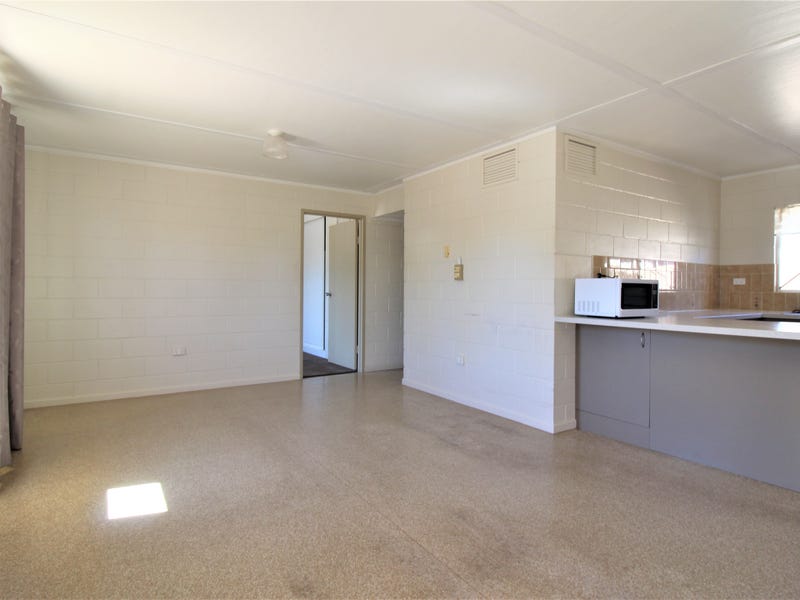 Unit 2/94 West St, Mount Isa, Qld 4825 Unit for Sale