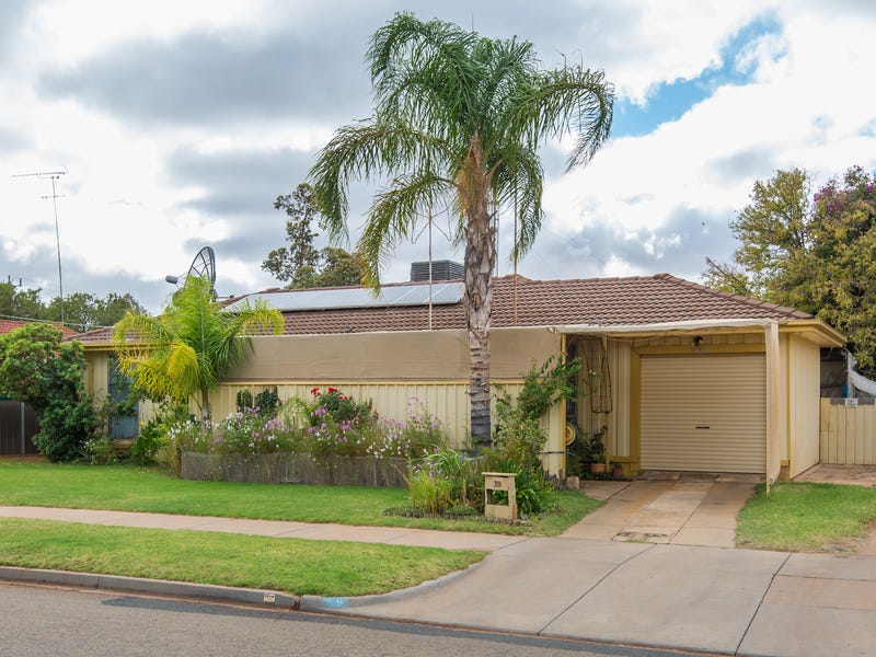 39 Kennedy Street, Robinvale, VIC 3549