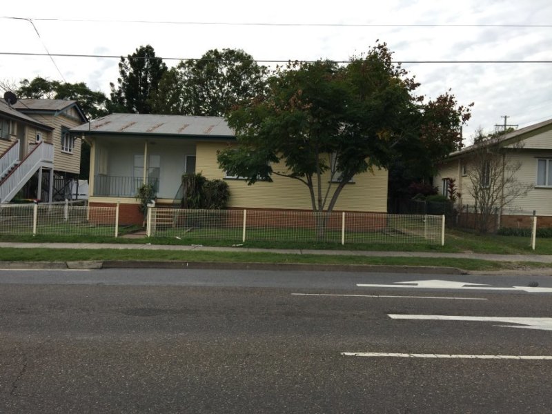 112 Blackstone Road, Silkstone, QLD 4304