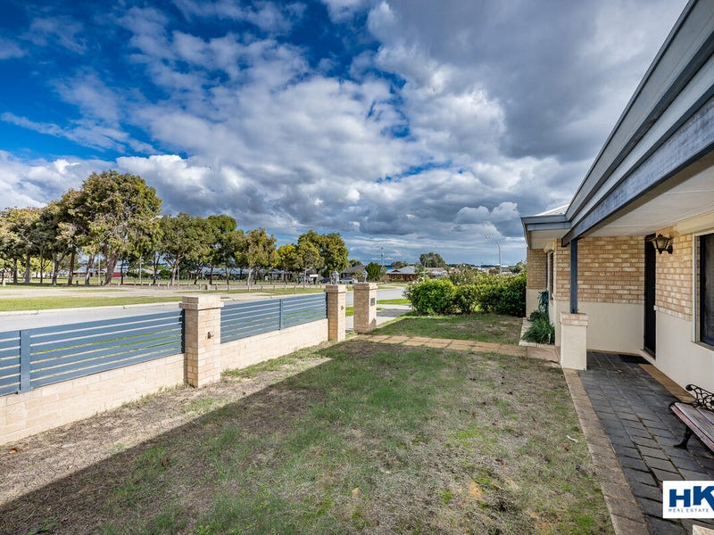 82 Pinegrove Drive, Ellenbrook, WA 6069 House for Sale realestate