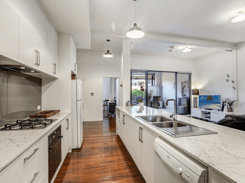 7/22 Florence Street, Teneriffe, Qld 4005 Property Details