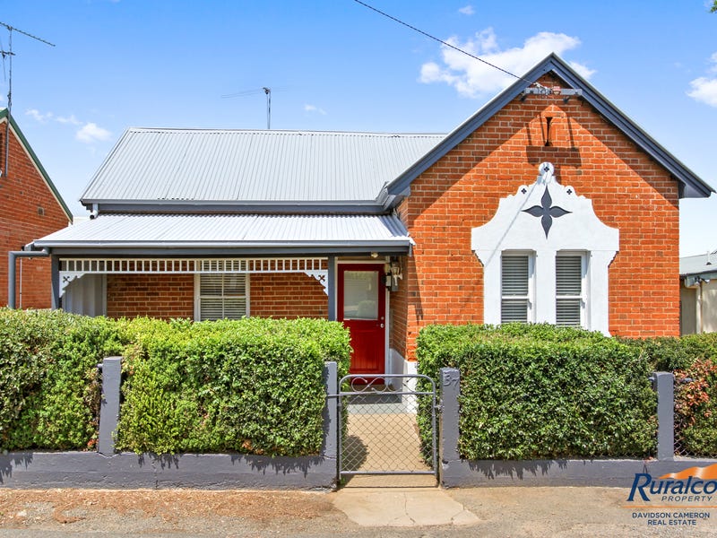 37 Griffin Avenue, Tamworth, NSW 2340 Property Details