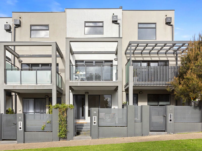 2A Philip Street, Mornington, Vic 3931 - Townhouse for Sale ...