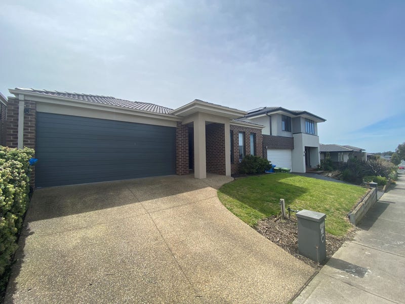 30 Nixon Drive, Berwick, VIC 3806