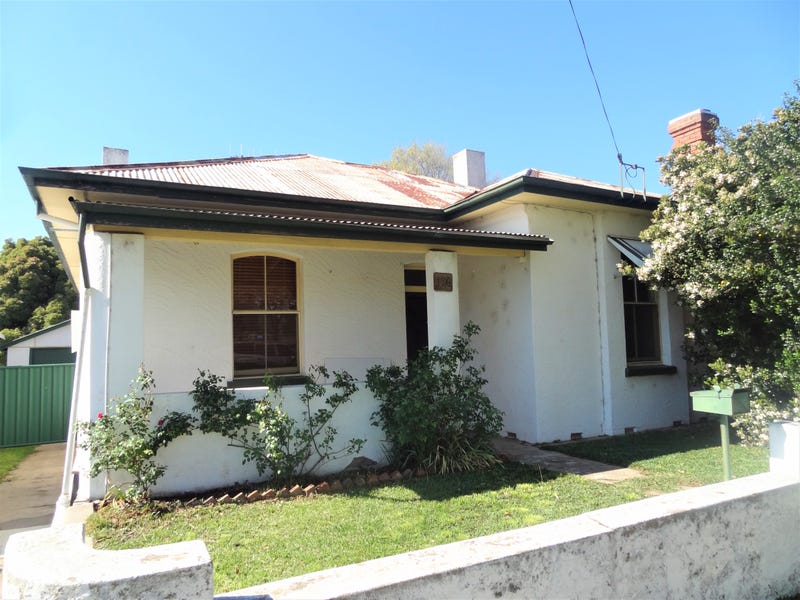 176 Seymour Street, Bathurst, NSW 2795 Property Details