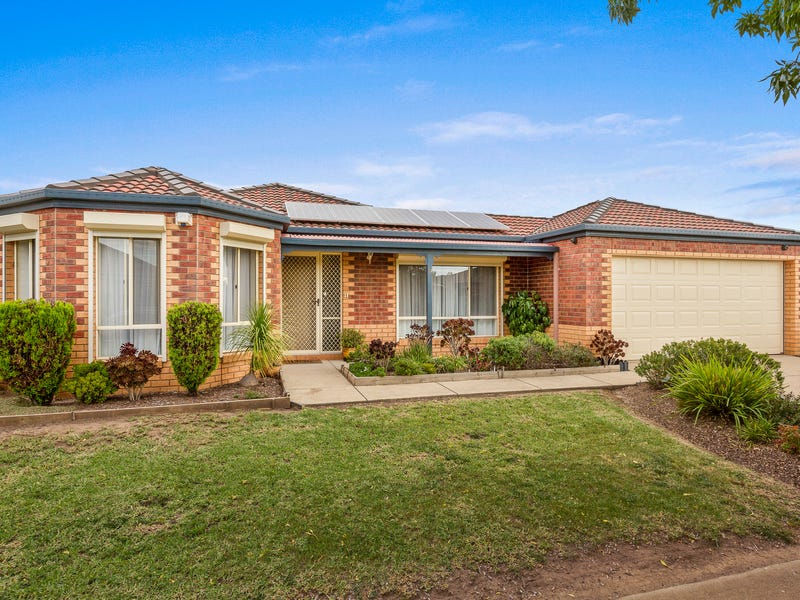 19 Huegill Drive, Burnside, Vic 3023 Property Details