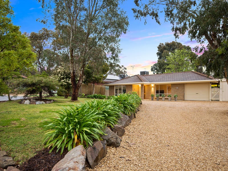 8 Wilksch Court, Williamstown, SA 5351 Property Details