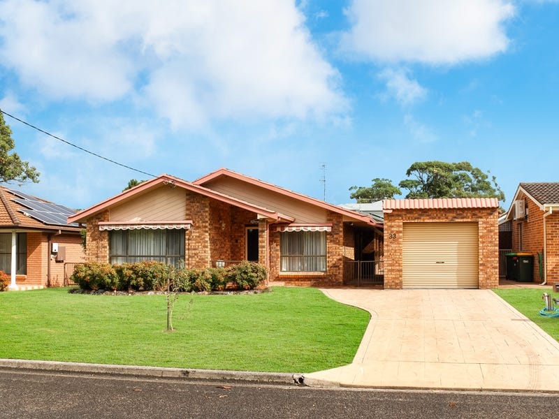 33 Monterra Avenue Hawks Nest NSW 2324