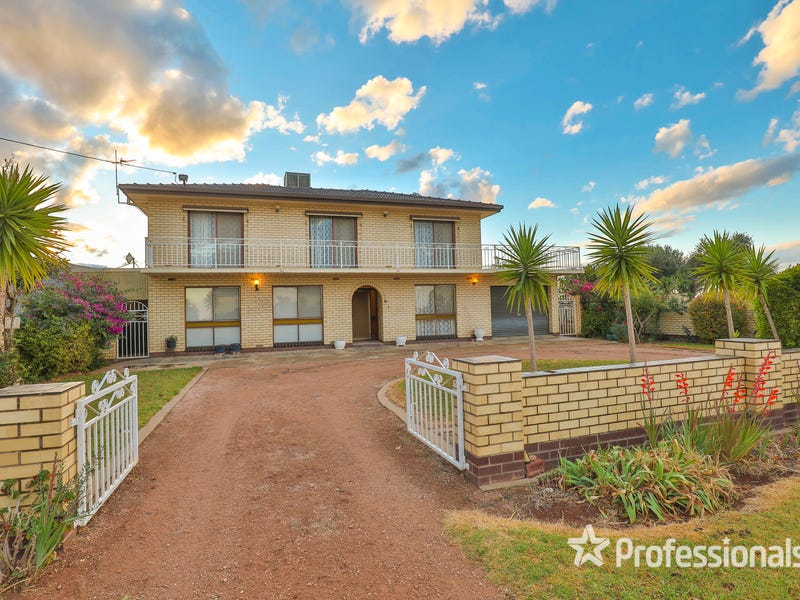 16 Flora Avenue, Cabarita, Vic 3505 Property Details