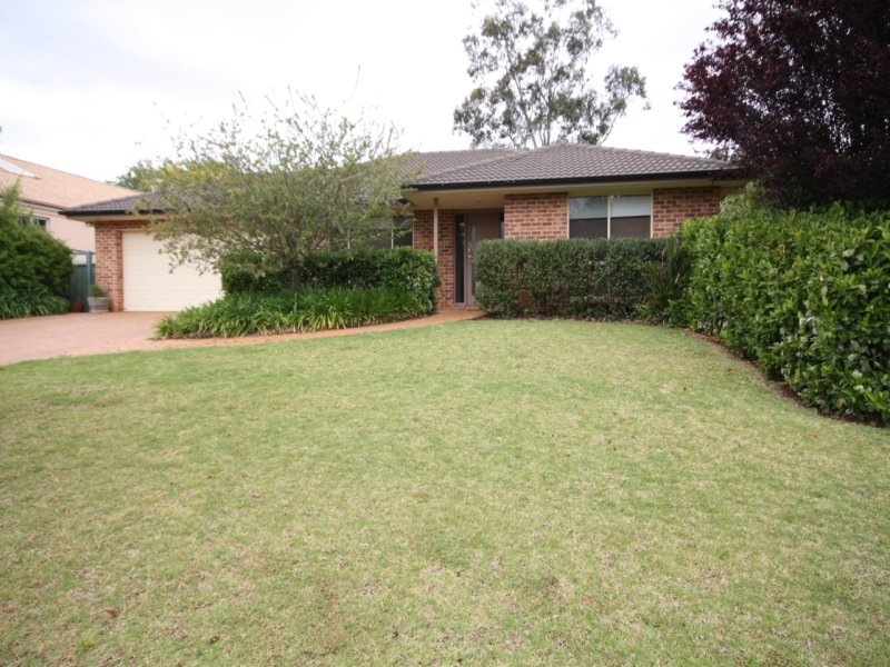 14 Pinehurst Avenue, Dubbo, NSW 2830 Property Details