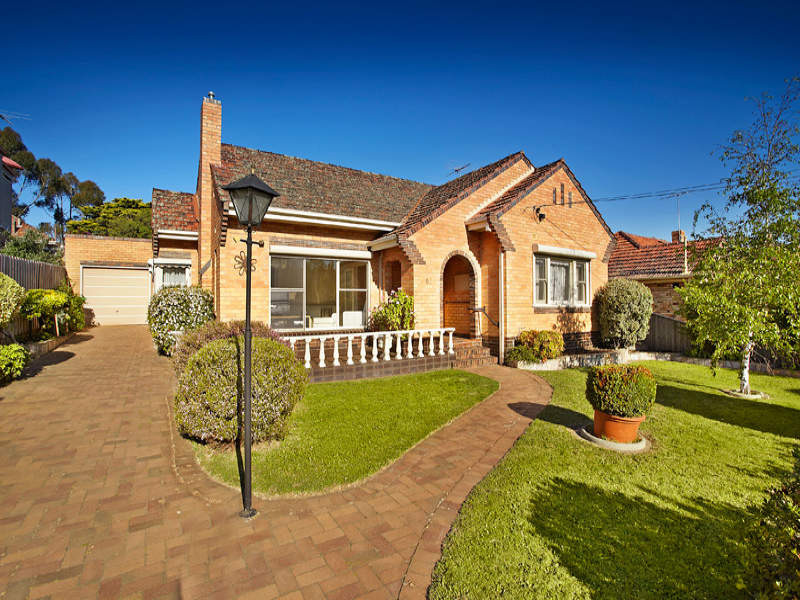 62 Lincoln Road, Essendon, Vic 3040 Property Details