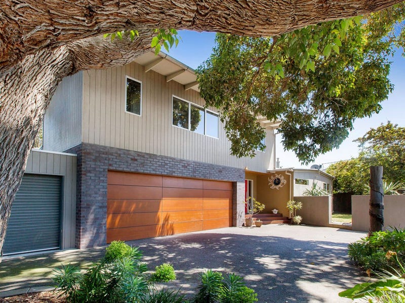 12 Charles Street, Dromana, Vic 3936 Property Details