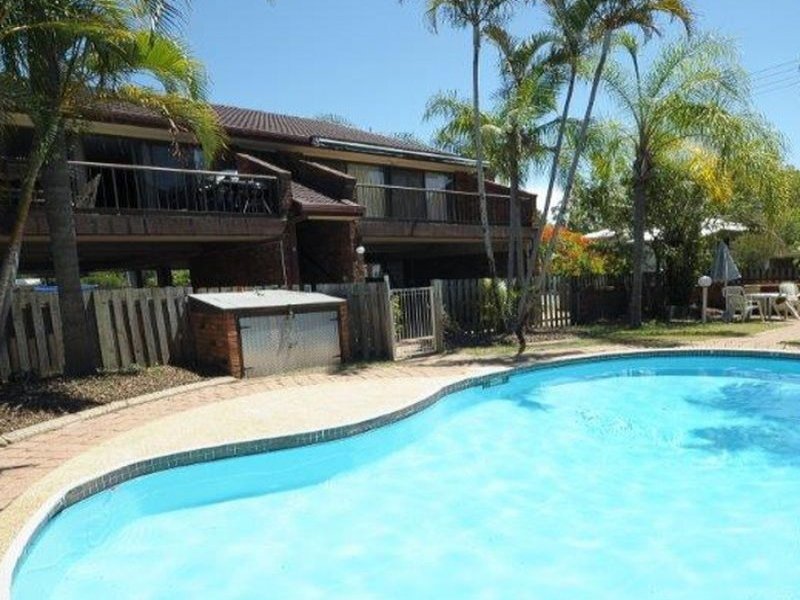 1 cloudsley noosaville st Qld 9/10 4566 Unit Cloudsley Street, Noosaville, 12