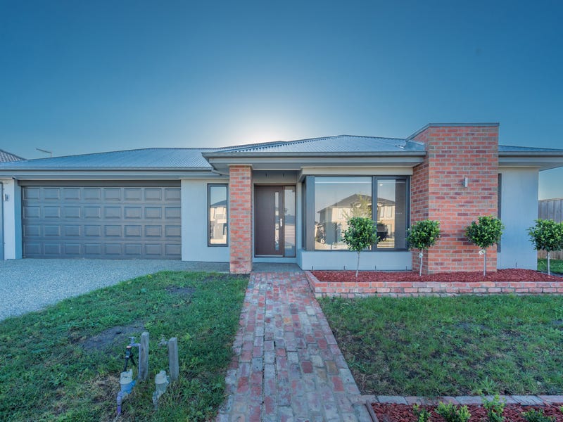 56 Ellscott Boulevard, Mickleham, VIC 3064