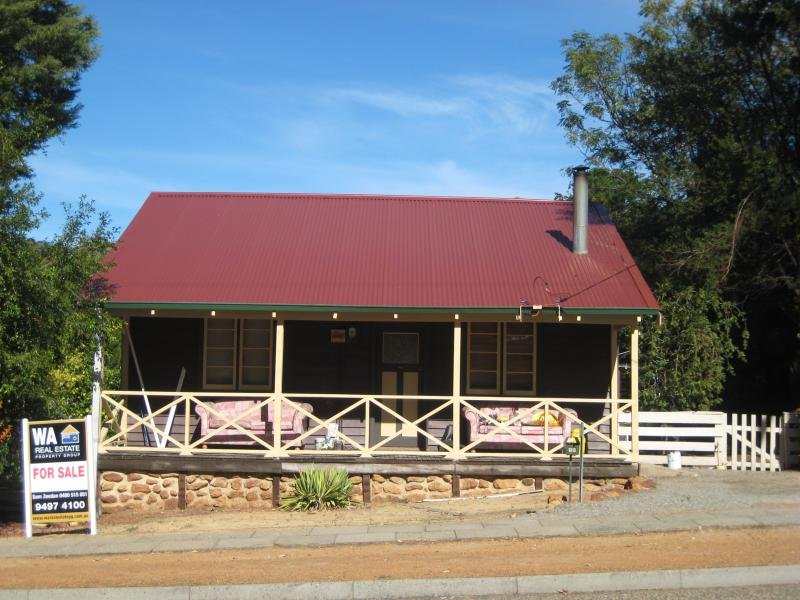 712 Jarrahdale Road, Jarrahdale, WA 6124 Property Details