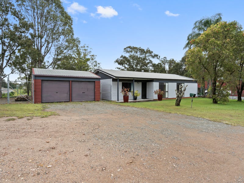 13 Hillside Drive, Stapylton, QLD 4207