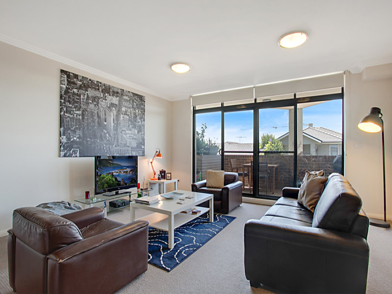 14/12 Parkside Crescent (Park Central), Campbelltown, NSW 2560