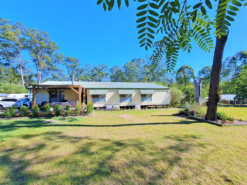 1 Australia Ii Drive, Kensington Grove, QLD 4341